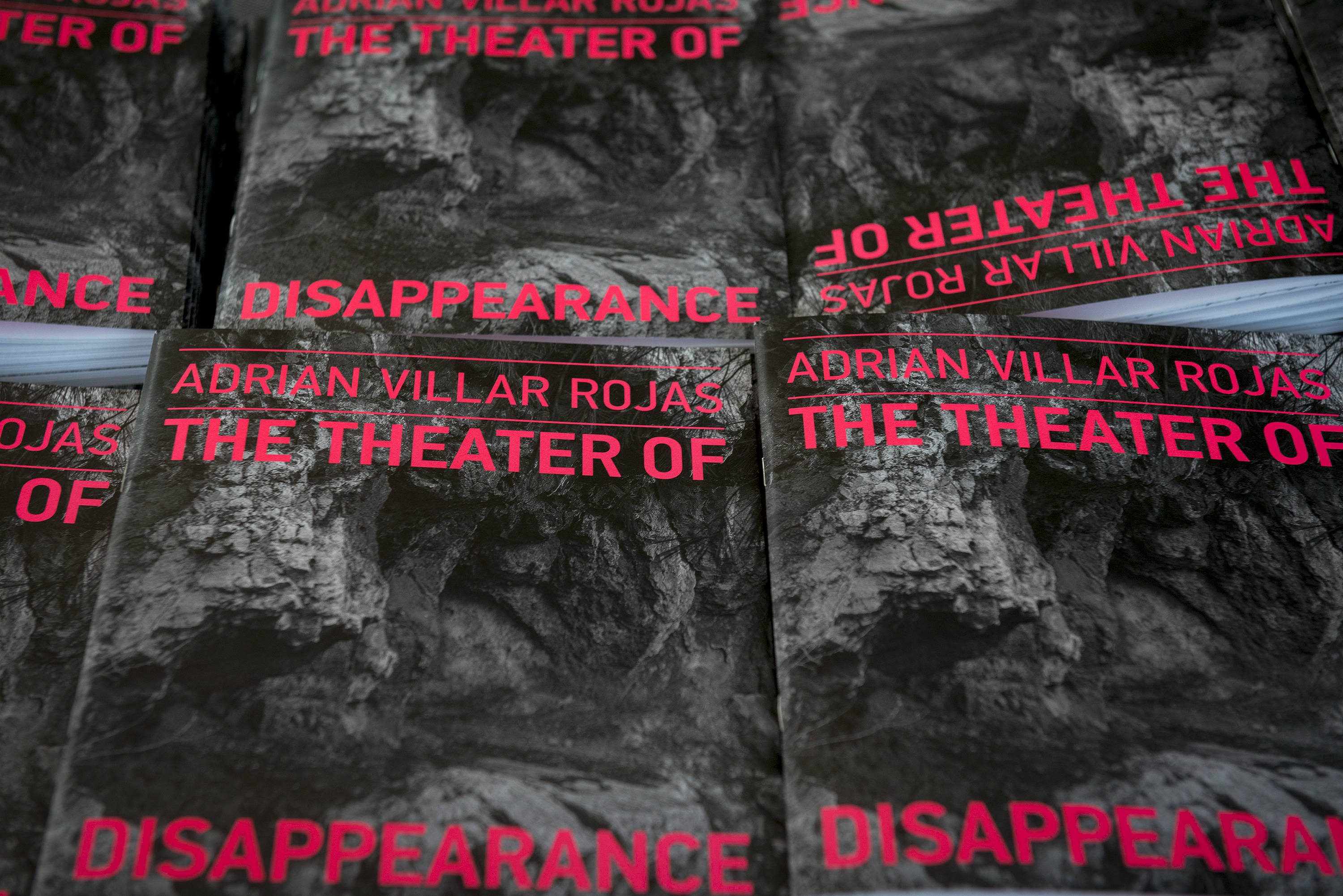 Dimitra Chrona ADRIAN VILLAR ROJAS The Theater of Disappearance schema design neon adrian villar rojas the theater of disappearance athens 9