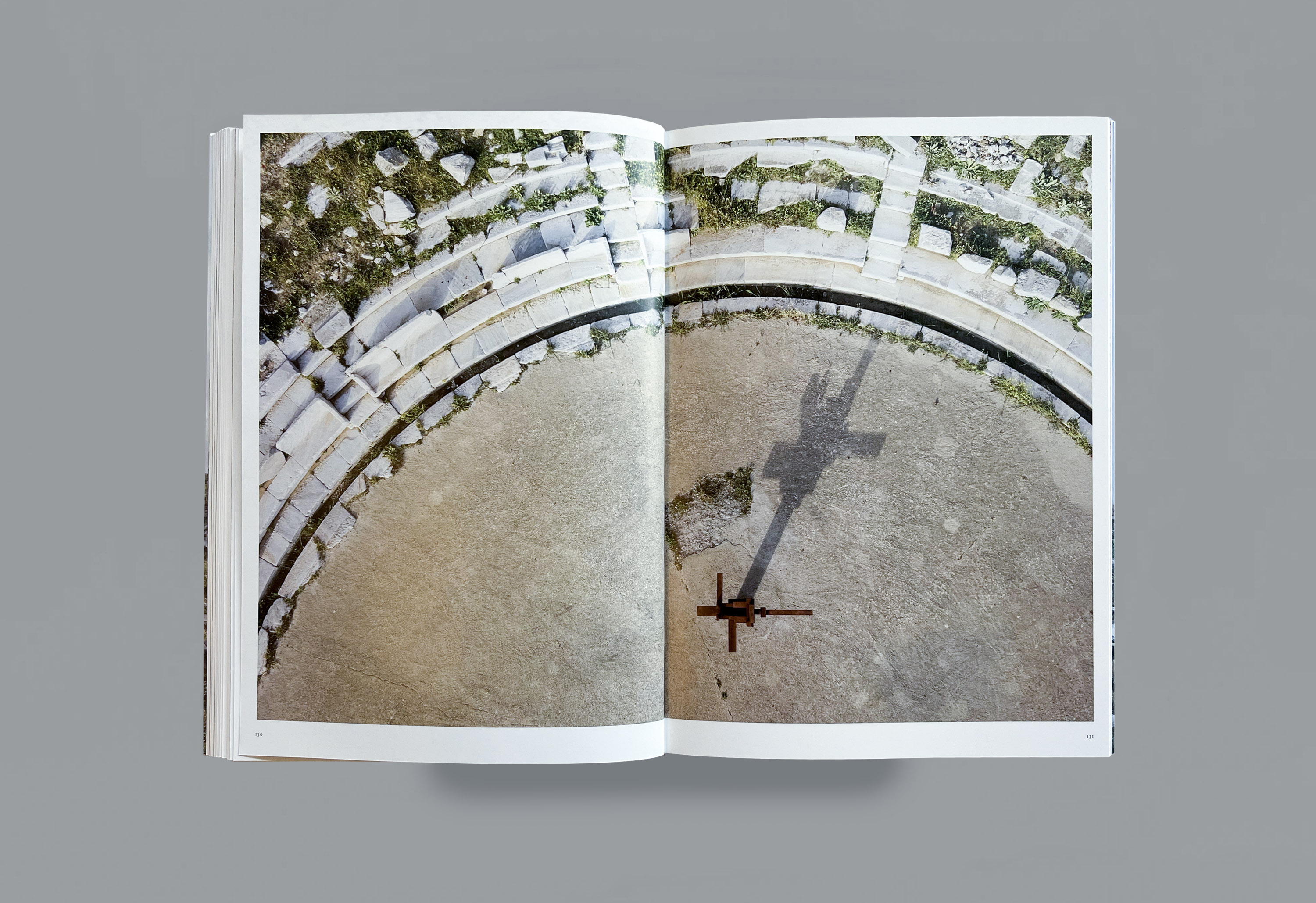 Dimitra Chrona ANTONY GORMLEY Sight Catalogue schema design NEON Sight Antony Gormley Delos Hellenic Ministry Culture exhibition catalogue 11